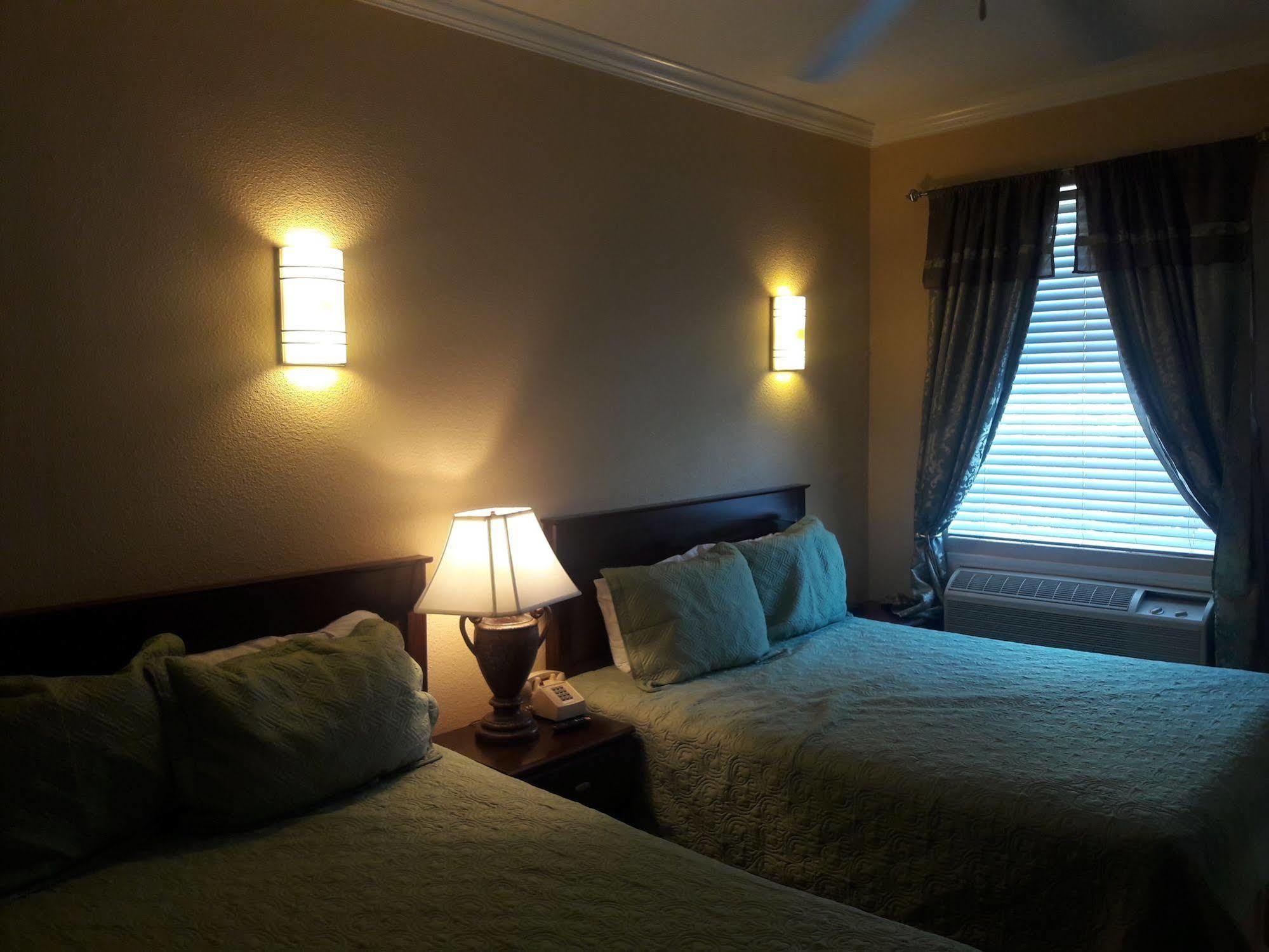 Motel Athens &
